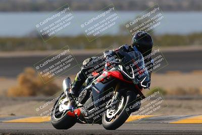 media/Dec-18-2022-SoCal Trackdays (Sun) [[8099a50955]]/Turn 14 (940am)/